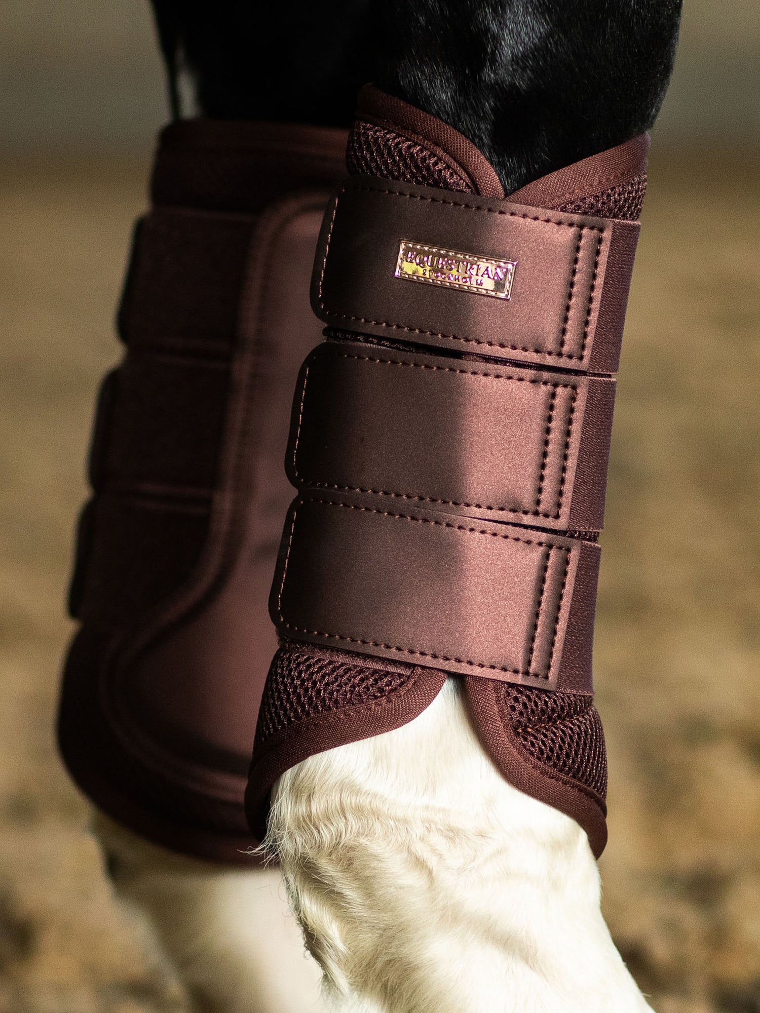 Mesh Brushing Boots Endless Glow