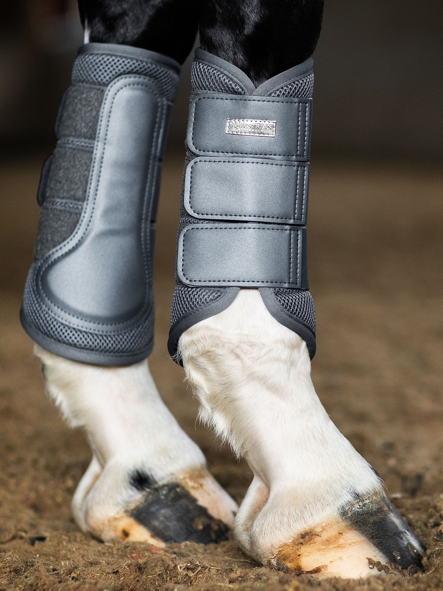 Mesh Brushing Boots Metallic Blue