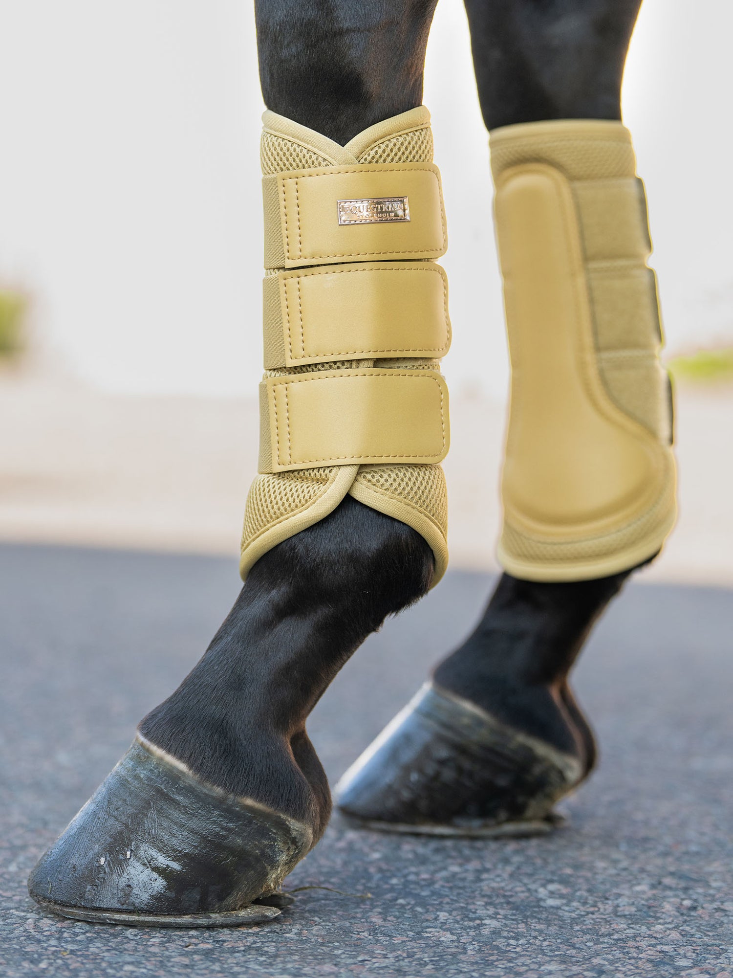Mesh Brushing Boots Midsummer Glow