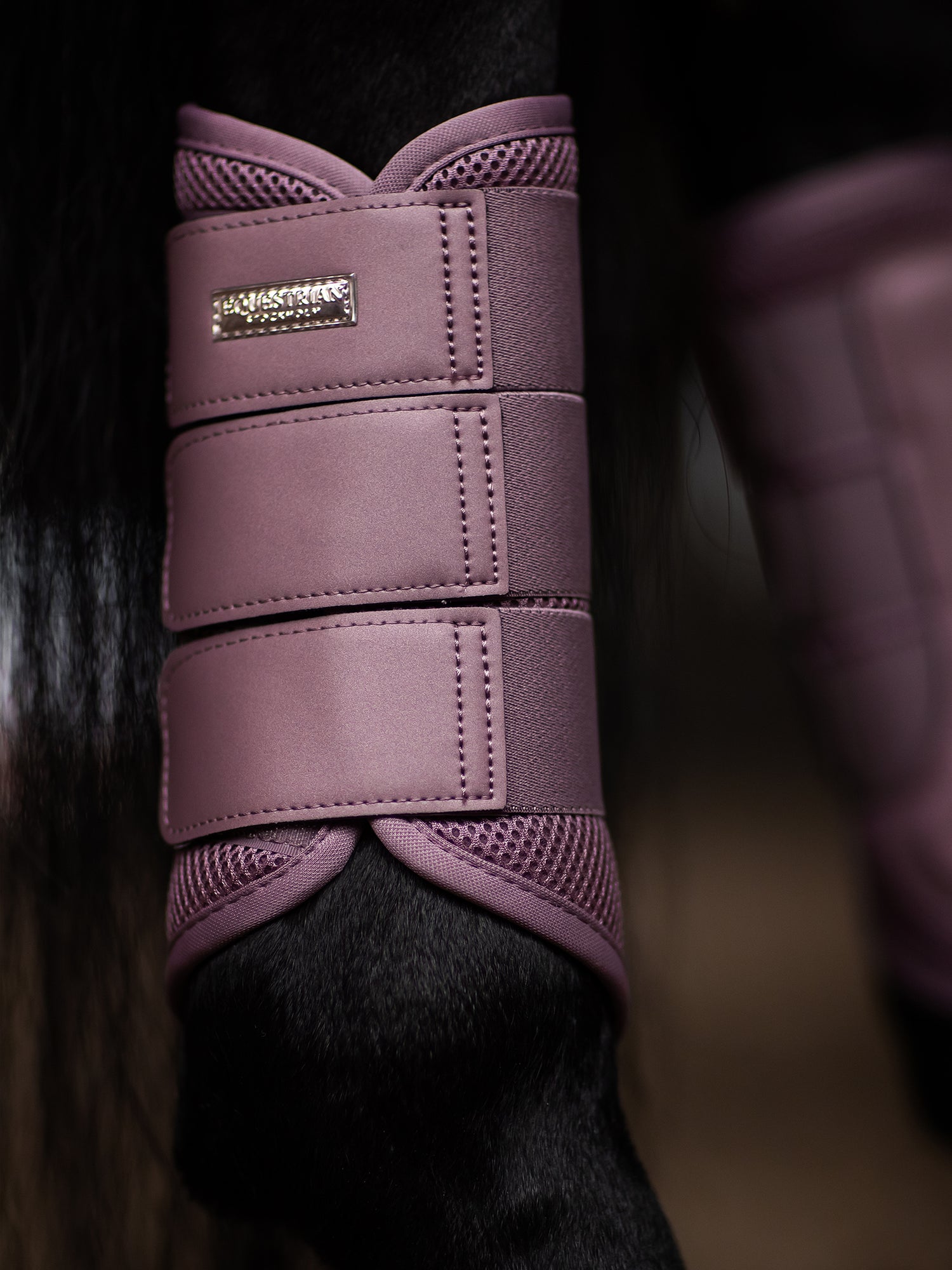 Mesh Brushing Boots Anemone