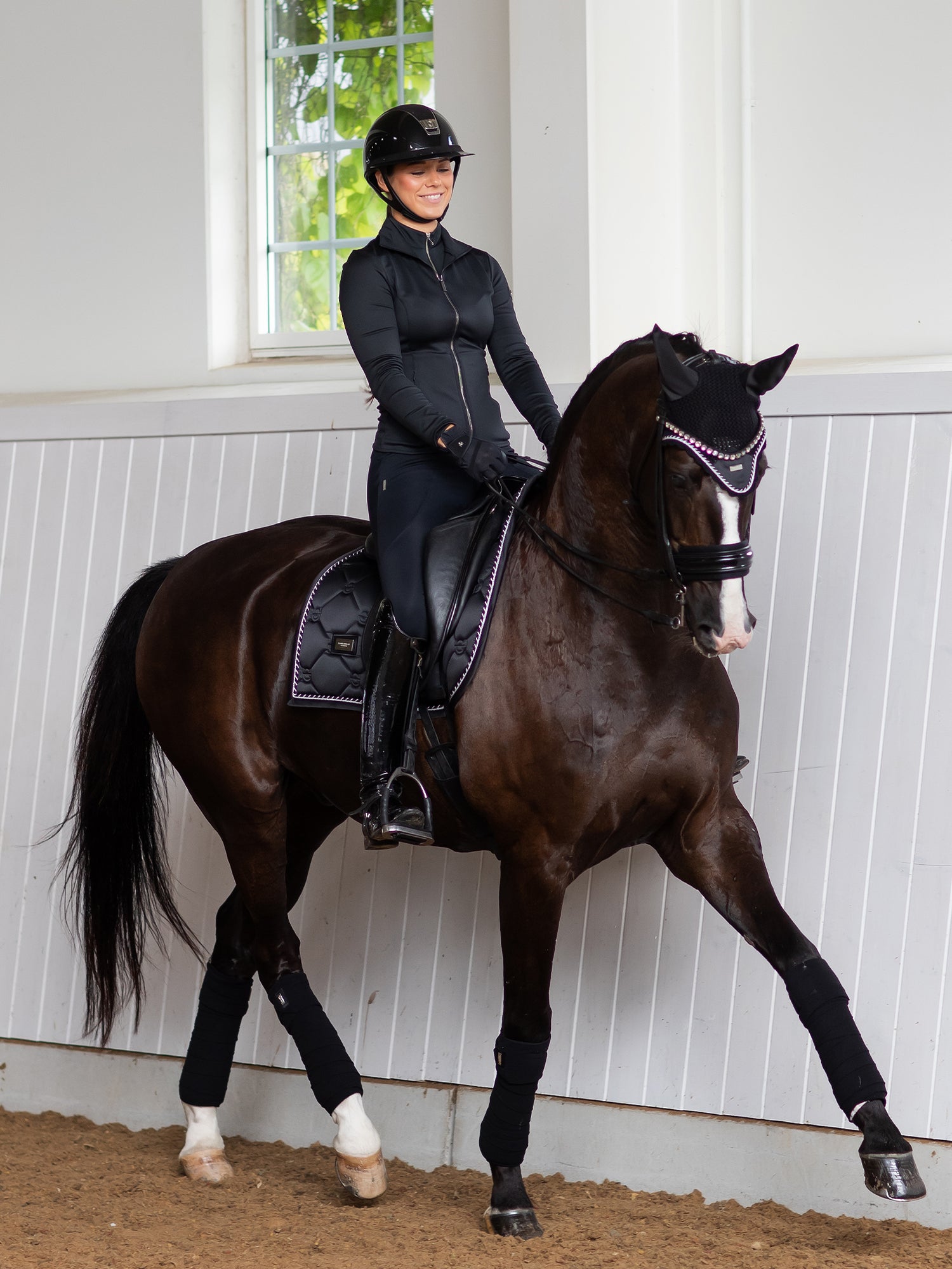 Ear Bonnet Black Edition