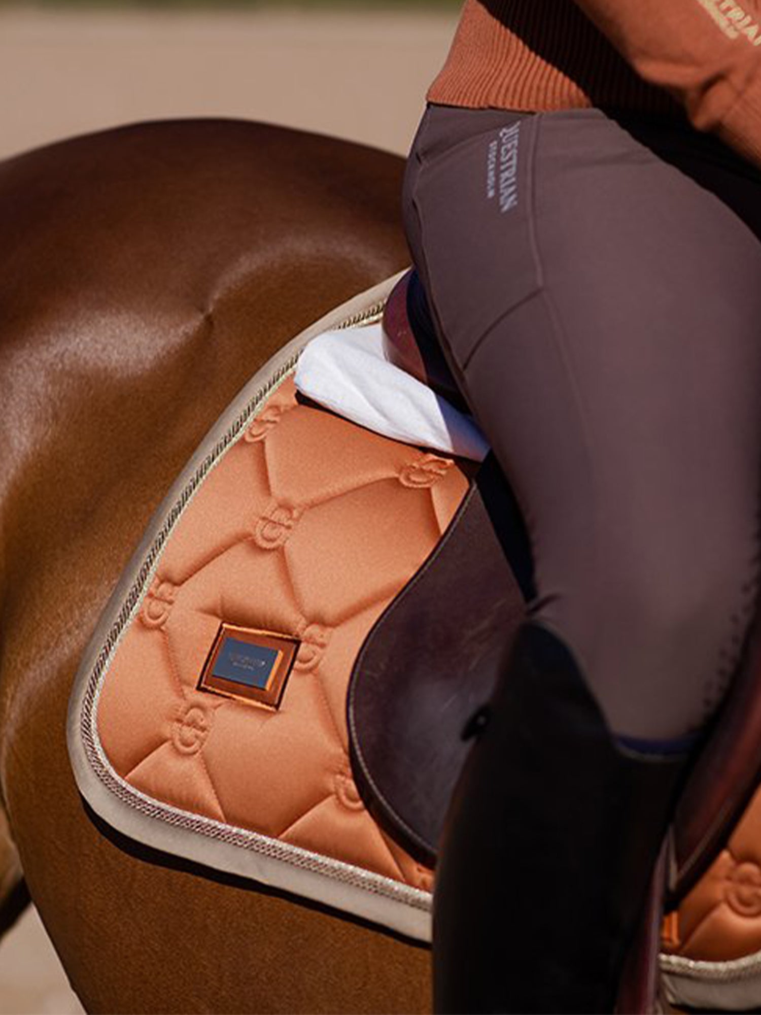 Jump Saddle Pad Bronze Gold