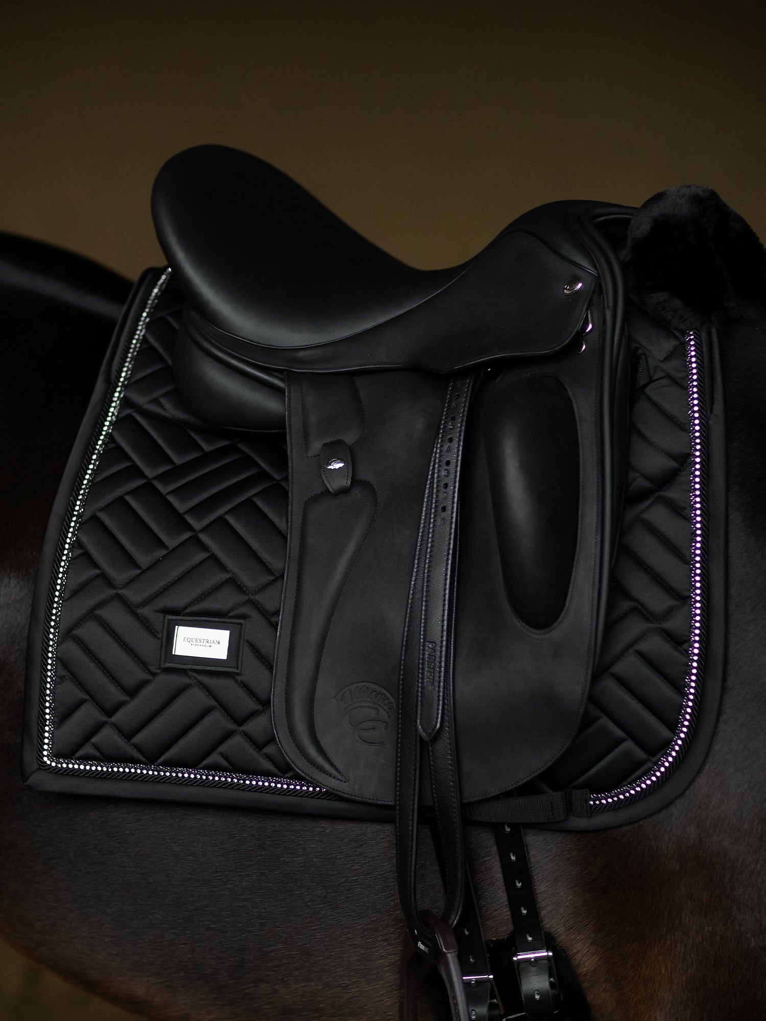 Dressage Saddle Pad Vegan Fur Crystal Black