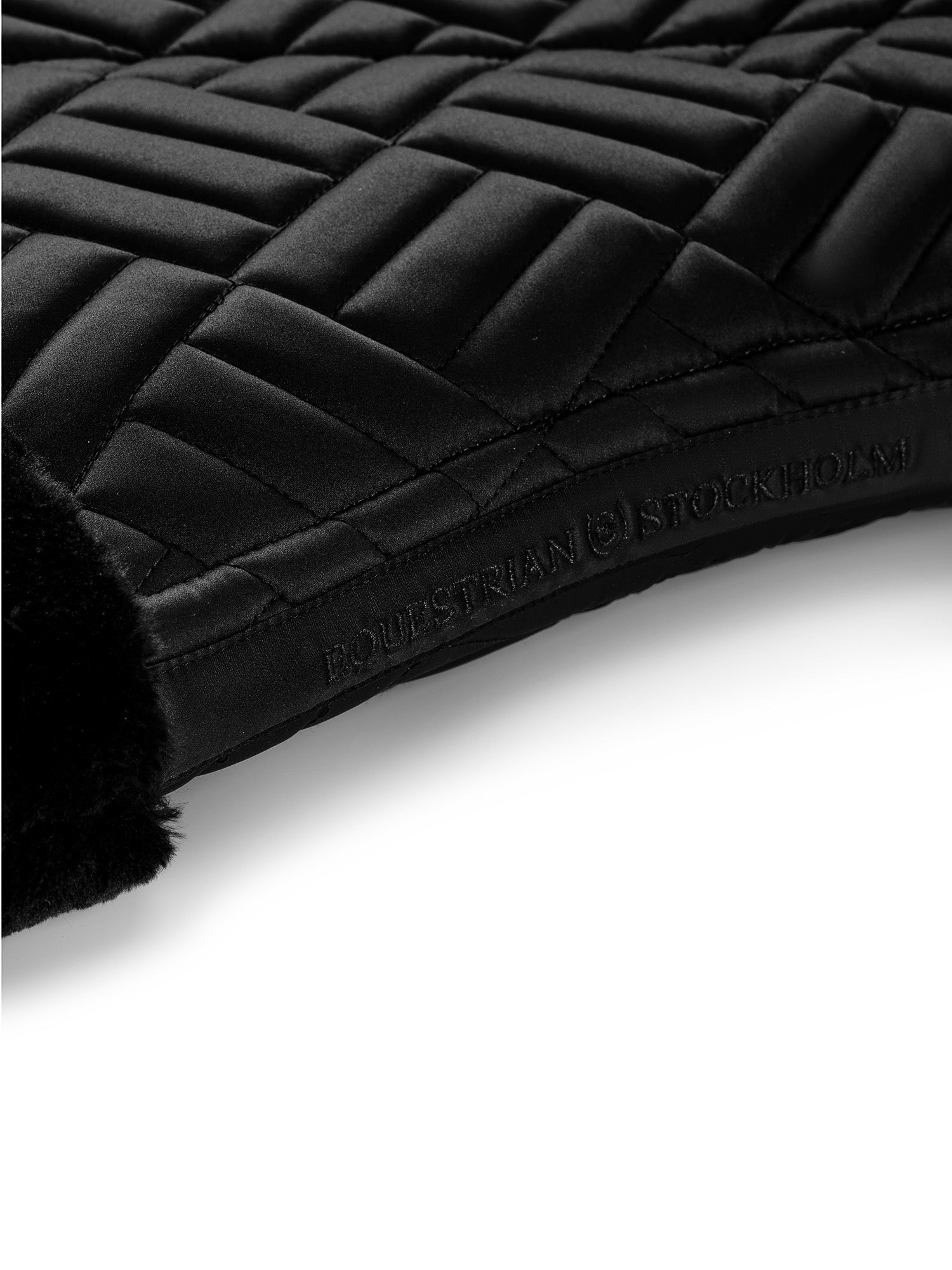 Jump Saddle Pad Vegan Fur Crystal Black