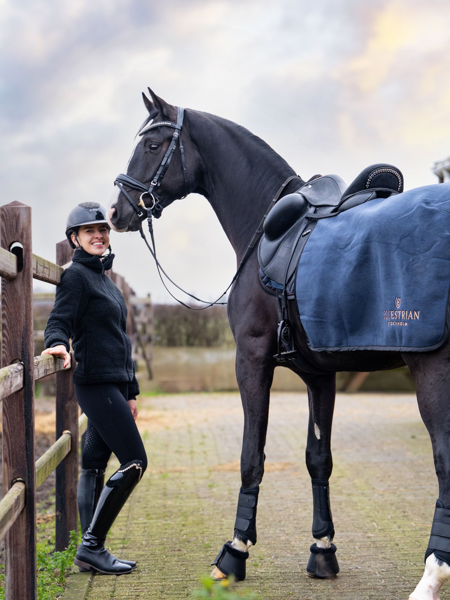 Heavy Fleece Quarter Blanket Dark Ocean