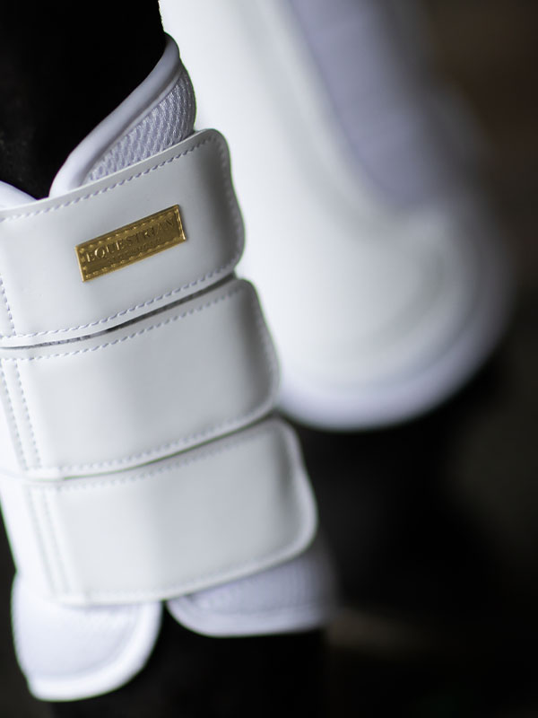 Mesh Brushing Boots White Gold