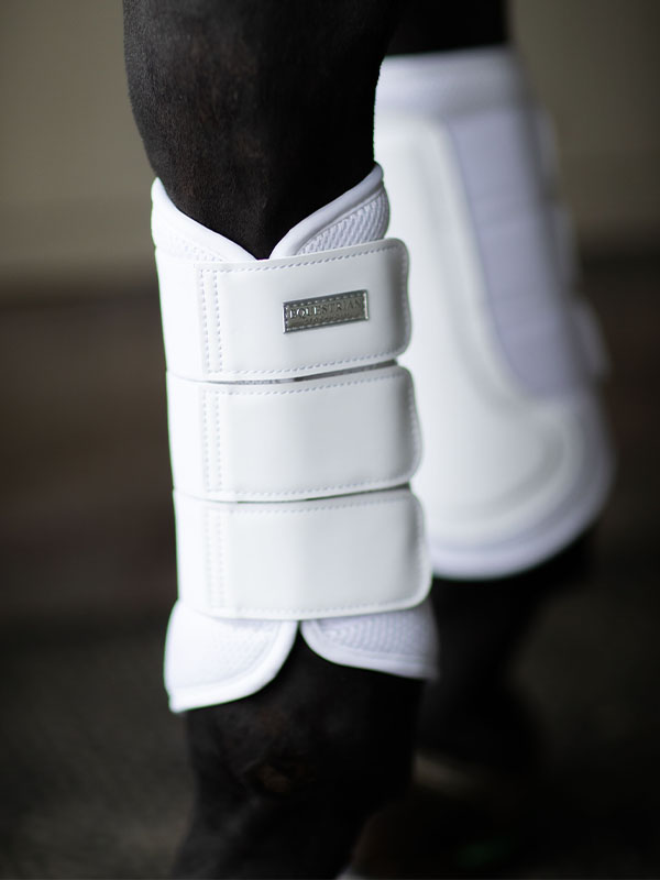 Mesh Brushing Boots White Silver