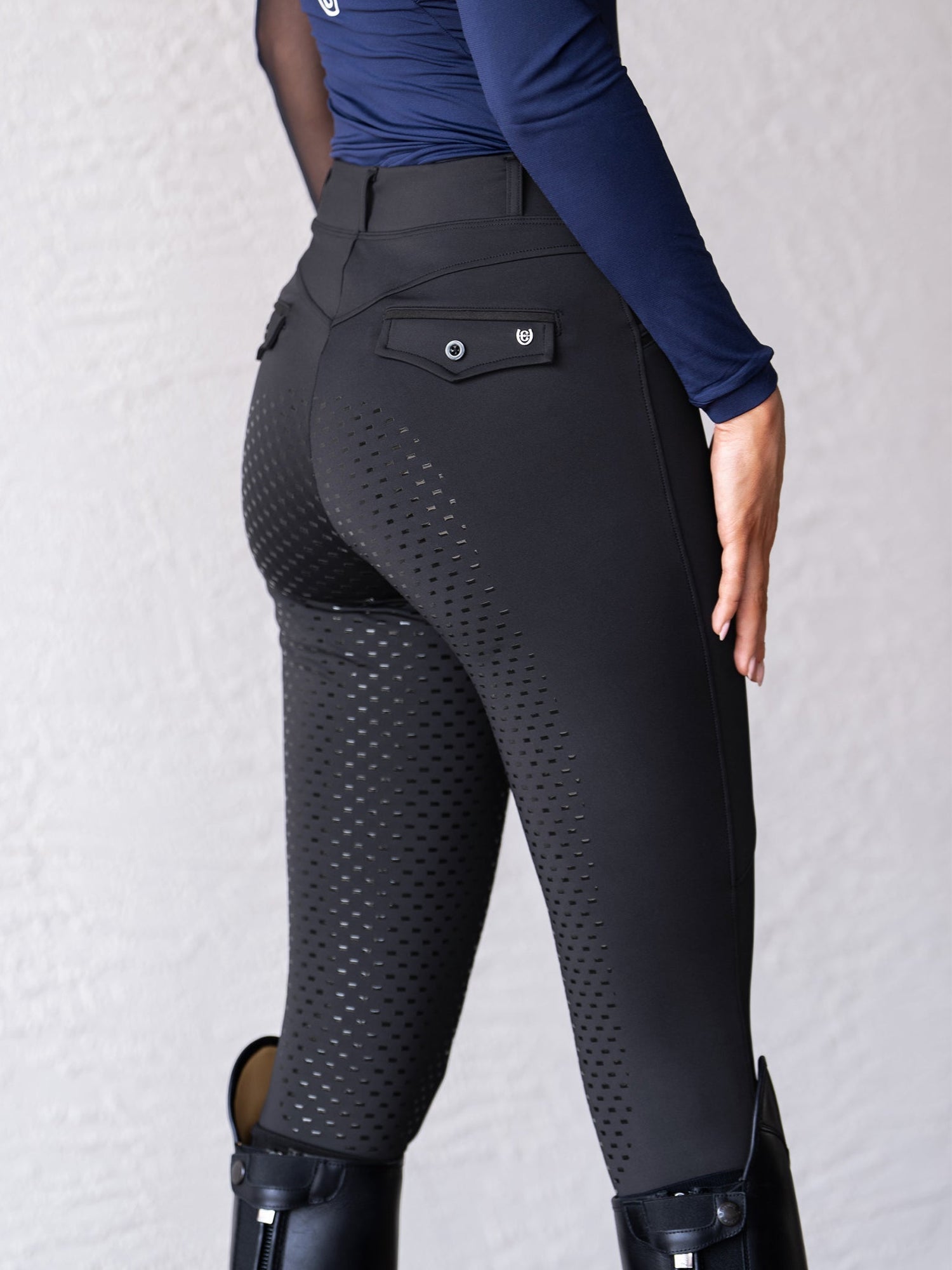 Top Horse Riding Pants: Comfort & Style Guide