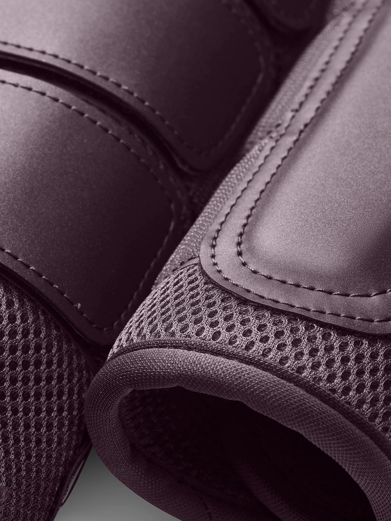 Mesh Brushing Boots Dark Violet