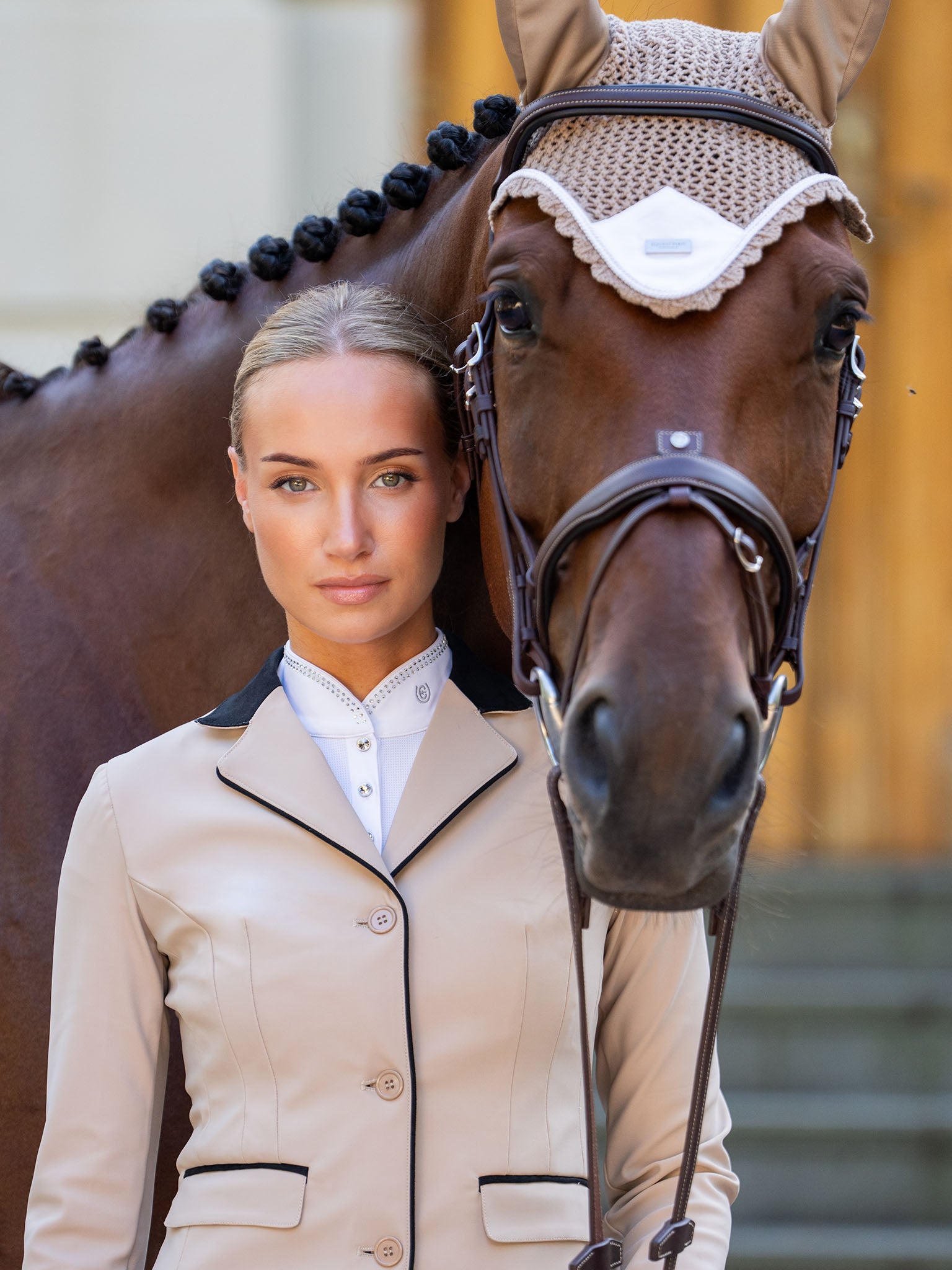 90s レオパード レザー パッチワークジャケット ベージュ hooked Classic Show Jacket Sand | Equestrian Stockholm
