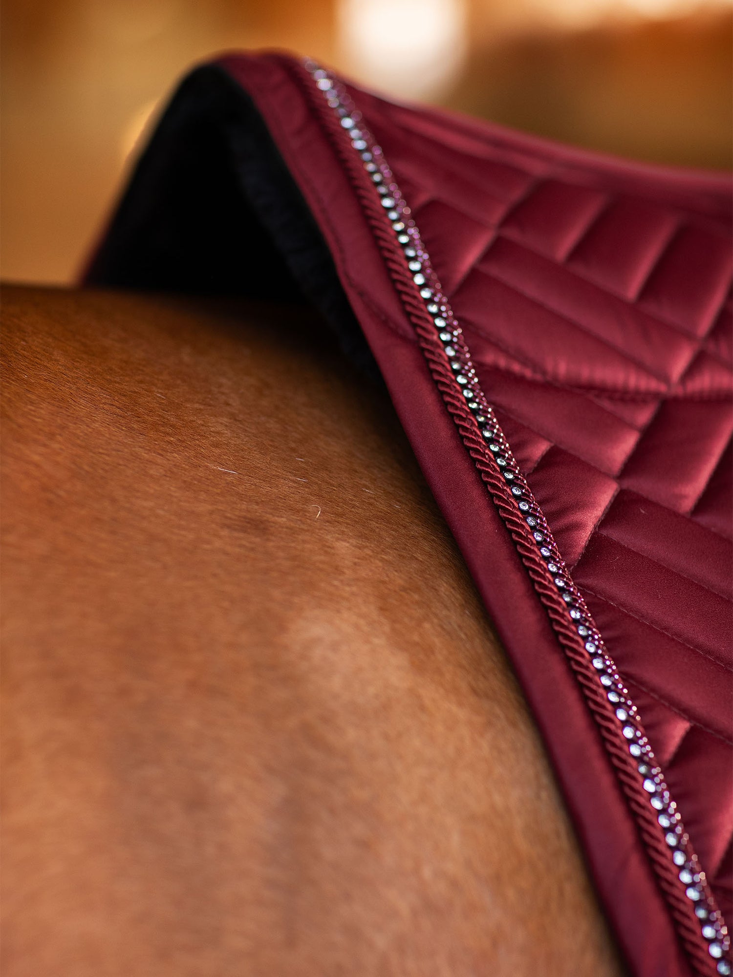 Dressage Saddle Pad Vegan Fur Crystal Bordeaux
