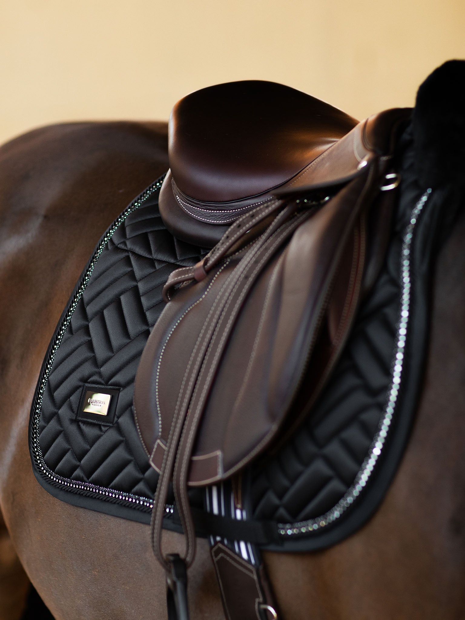 Jump Saddle Pad Vegan Fur Crystal Black | Equestrian Stockholm