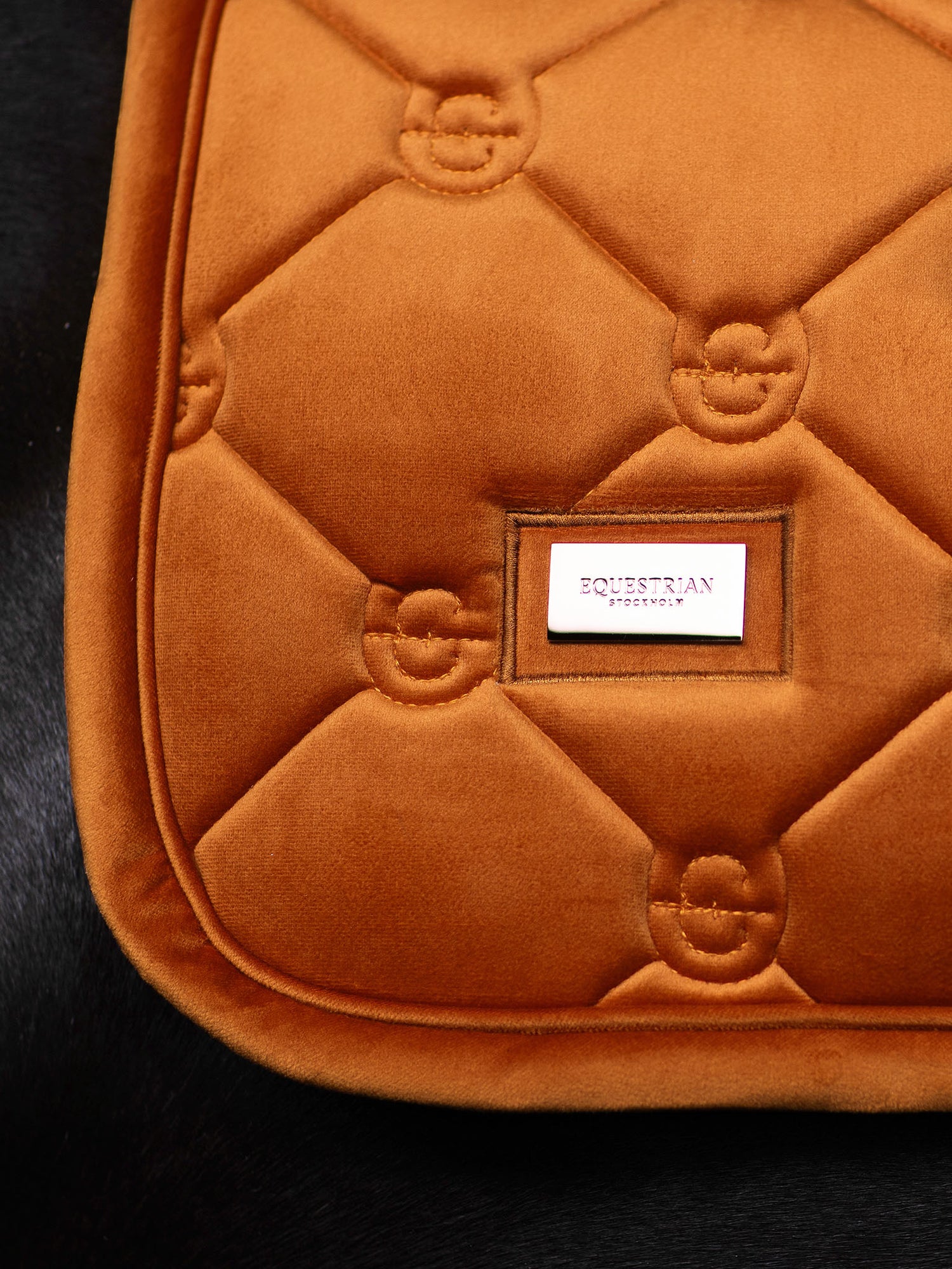 Tapis de Saut Velvet Chestnut