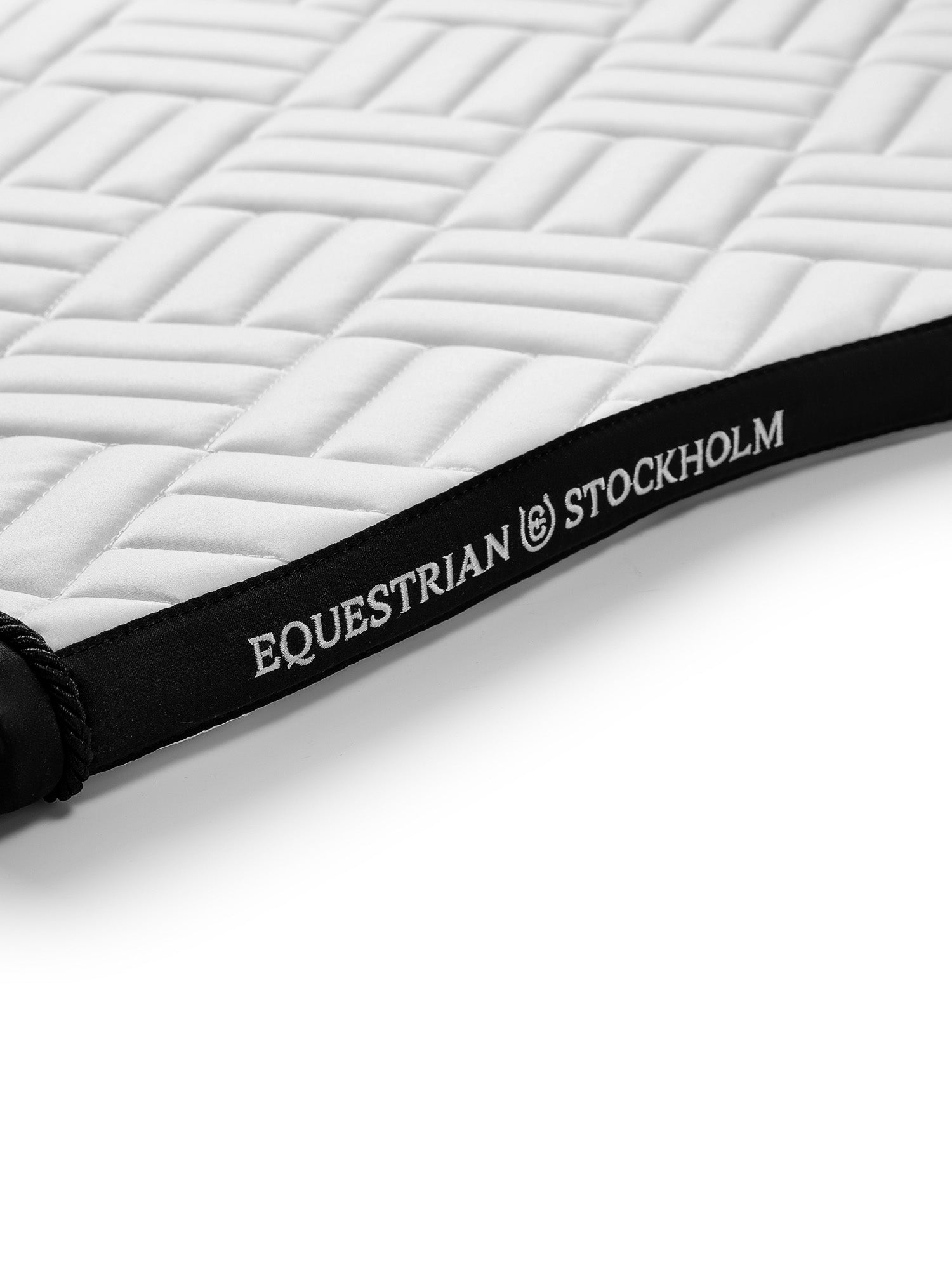 Jump Saddle Pad Modern White Black Edition