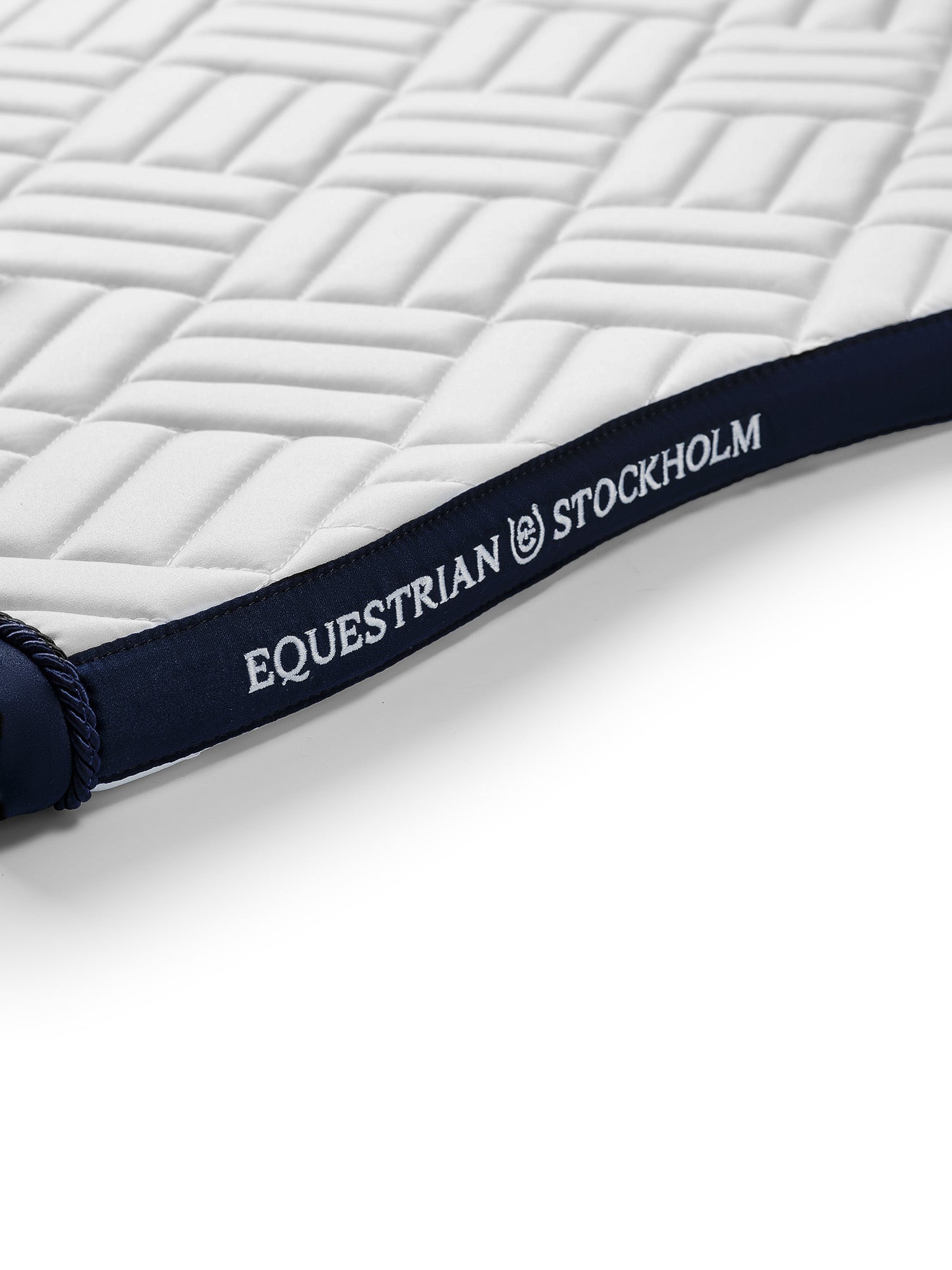 Jump Saddle Pad Modern White Navy