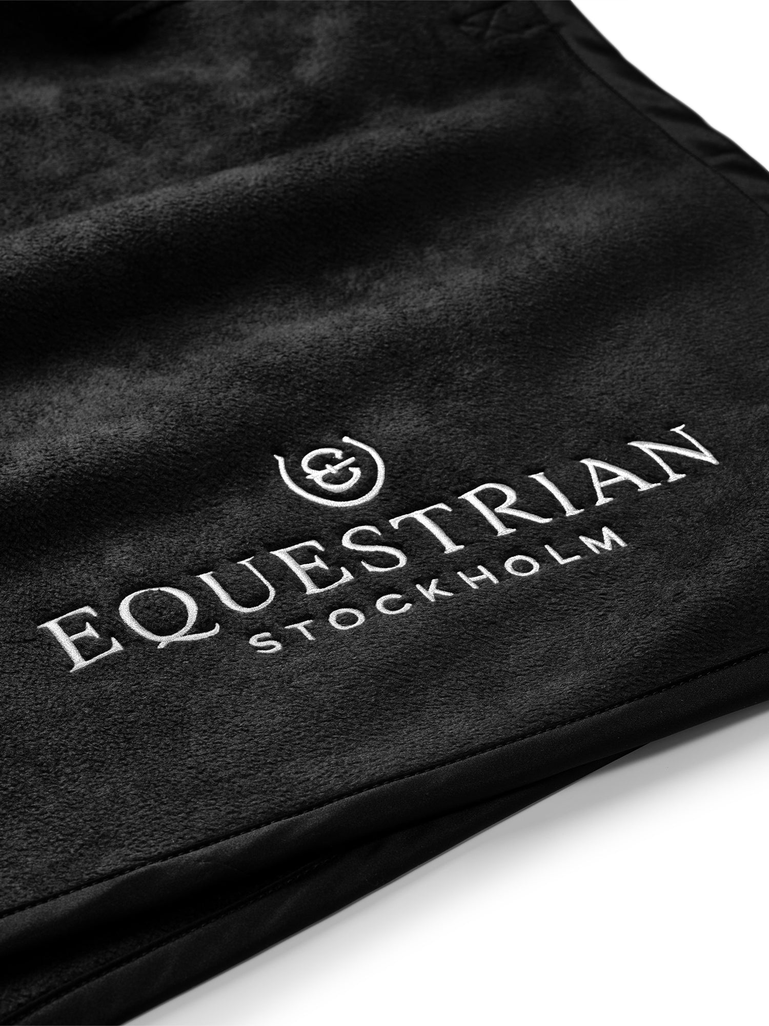 Heavy Fleece Quarter Blanket Black