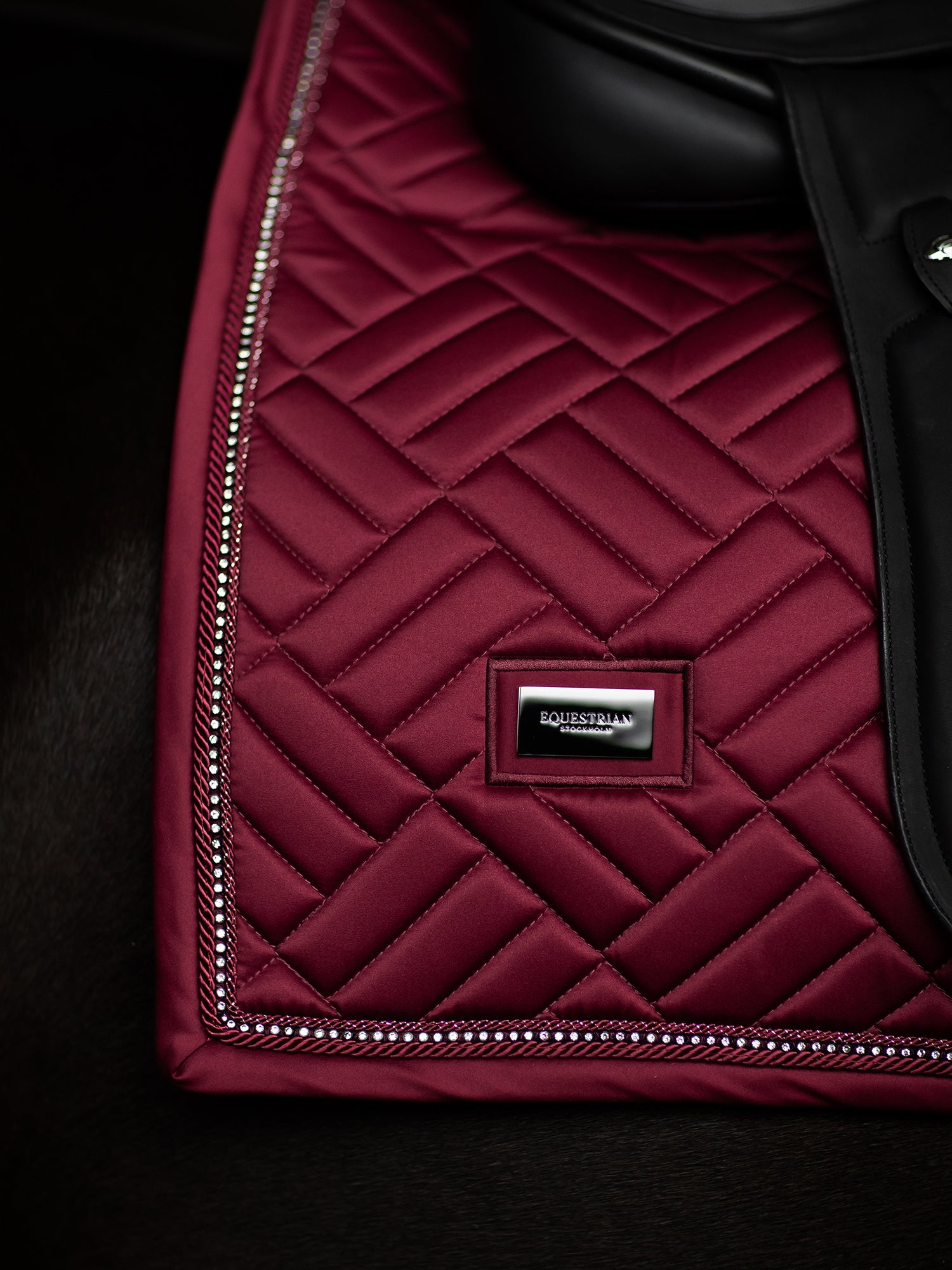 Dressage Saddle Pad Vegan Fur Crystal Bordeaux