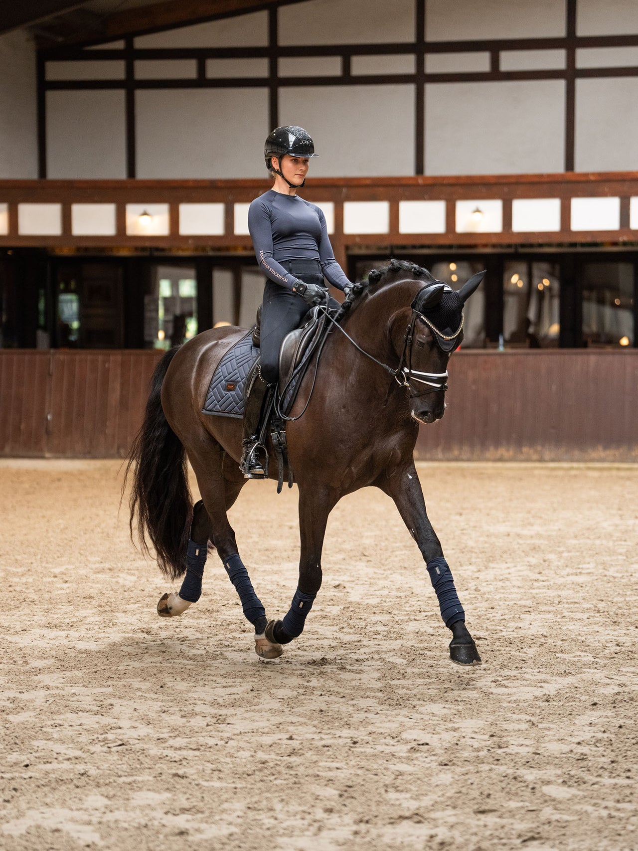 Dynamic Base Layer Top Dark Ocean – Equestrian Stockholm