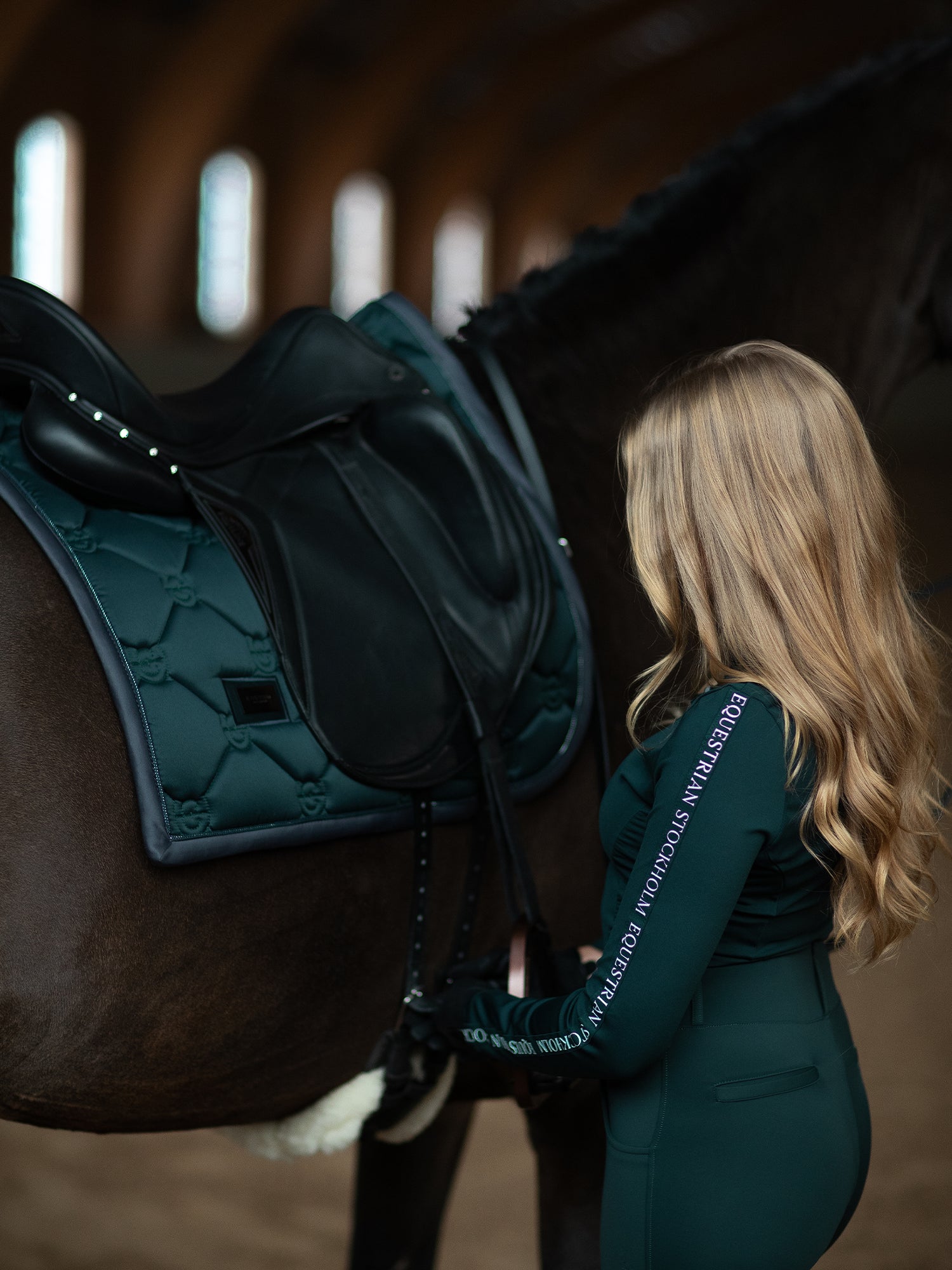 Dressage Saddle Pad Dramatic Monday