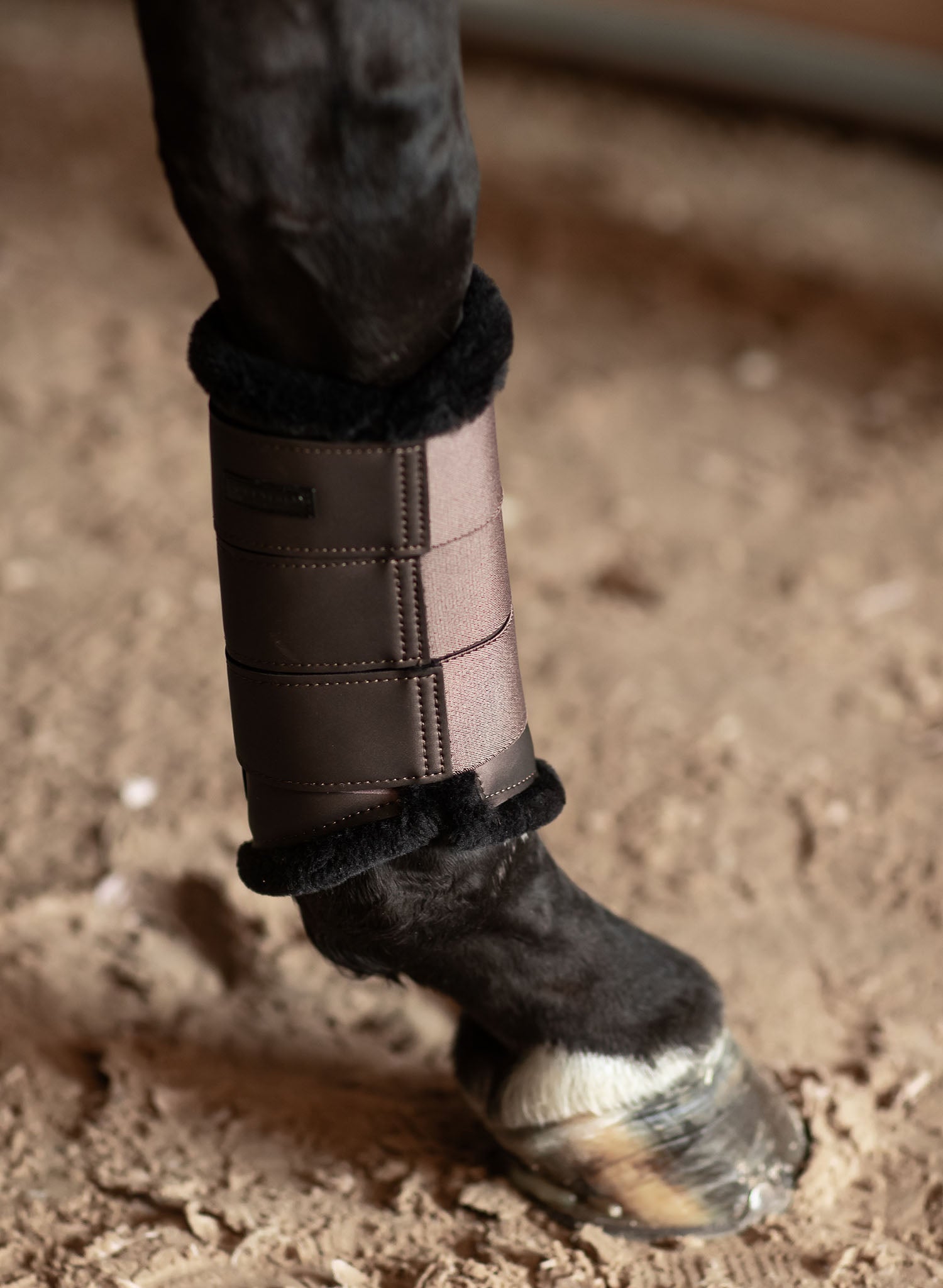 Brushing Boots Mocha